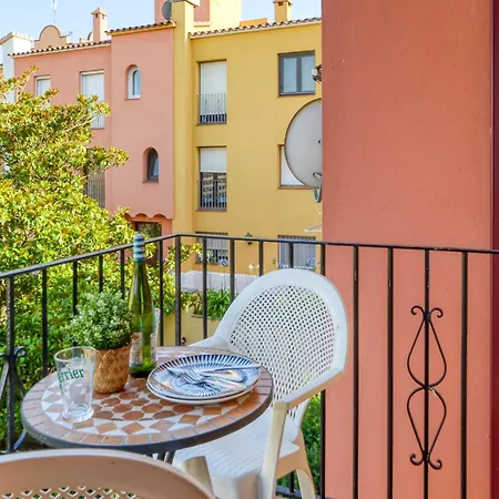 Charming Near Apartment Empuriabrava